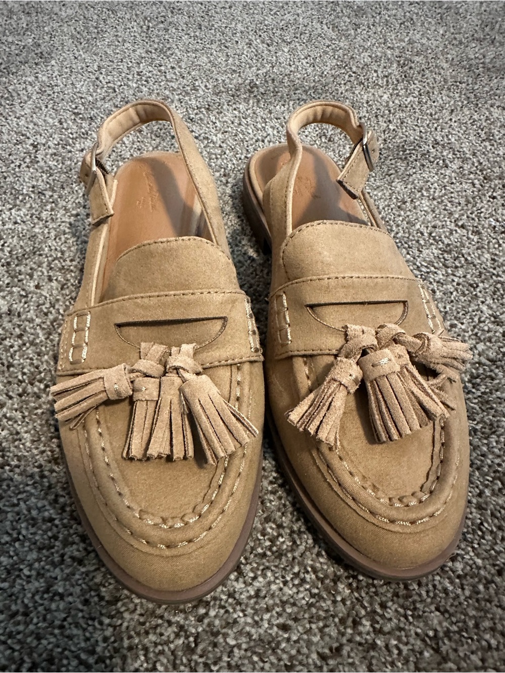 Universal Thread Women’s 7 Tan Faux Suede Tassel Slingback Loafers Academia